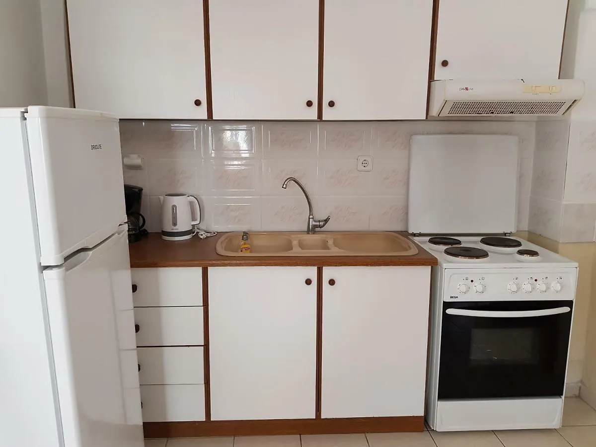 Flogita Beach House Apartment